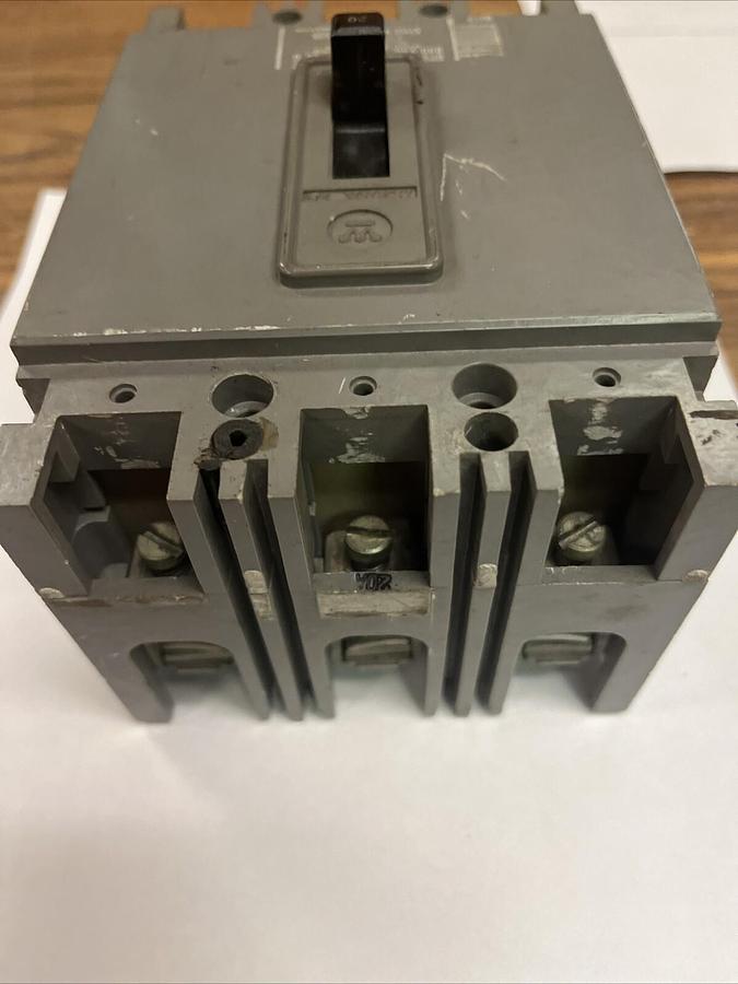 Used WESTINGHOUSE,HFB-3020,CIRCUIT BREAKER 20A 3 POLE 600V