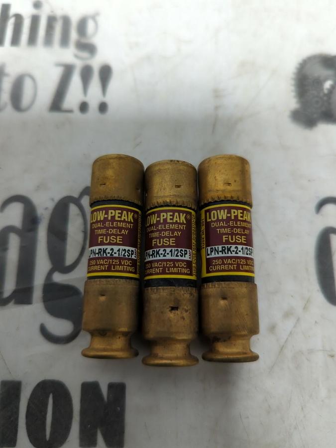 COOPER BUSSMANN,LPN-RK-2-1/2SP,LOW-PEAK FUSE LOT OF 3 NOS