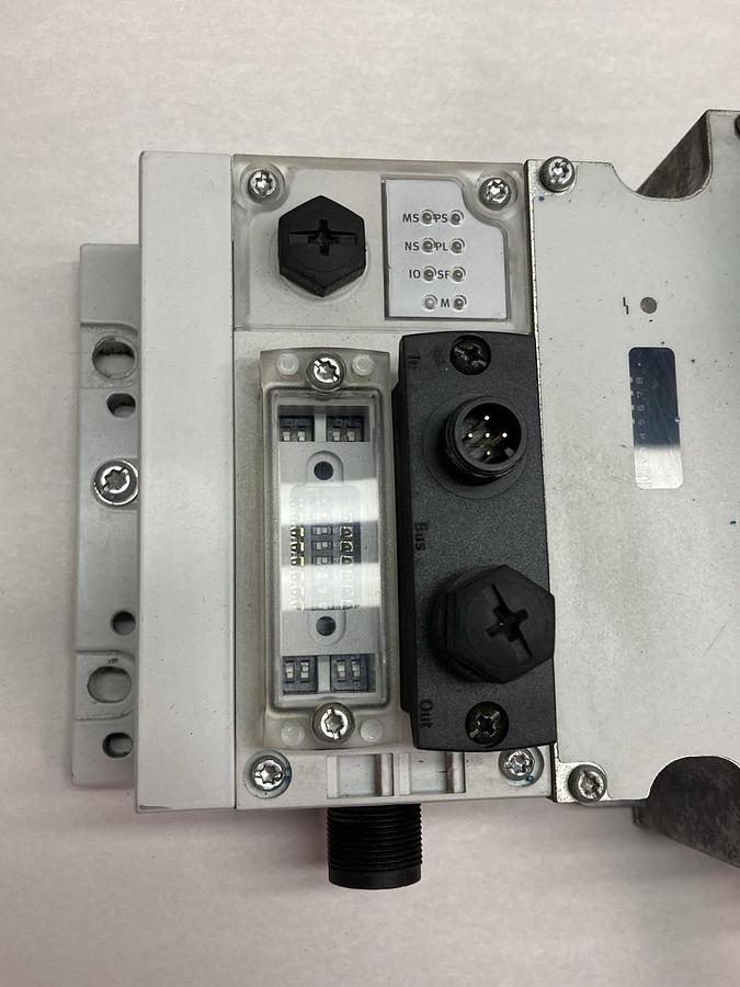 Used Festo,CPX-GE-EV-S,Valve Block w/VIGI-03-4,0 Solenoid Valves