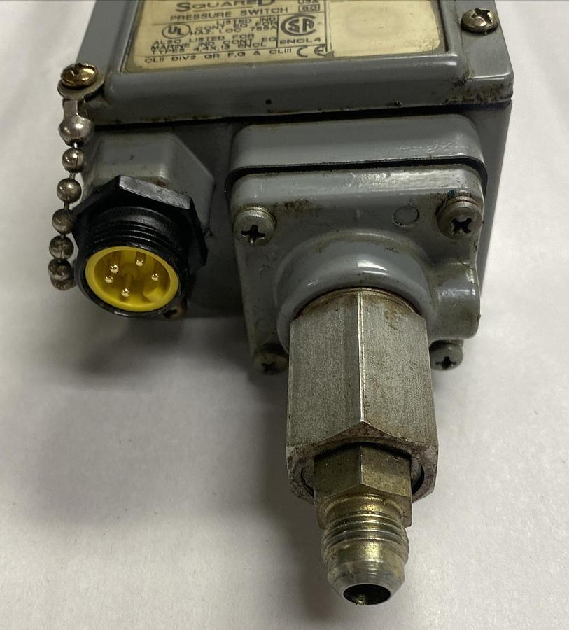 Used Square D,9012,GFW-1 Series C Pressure Switch