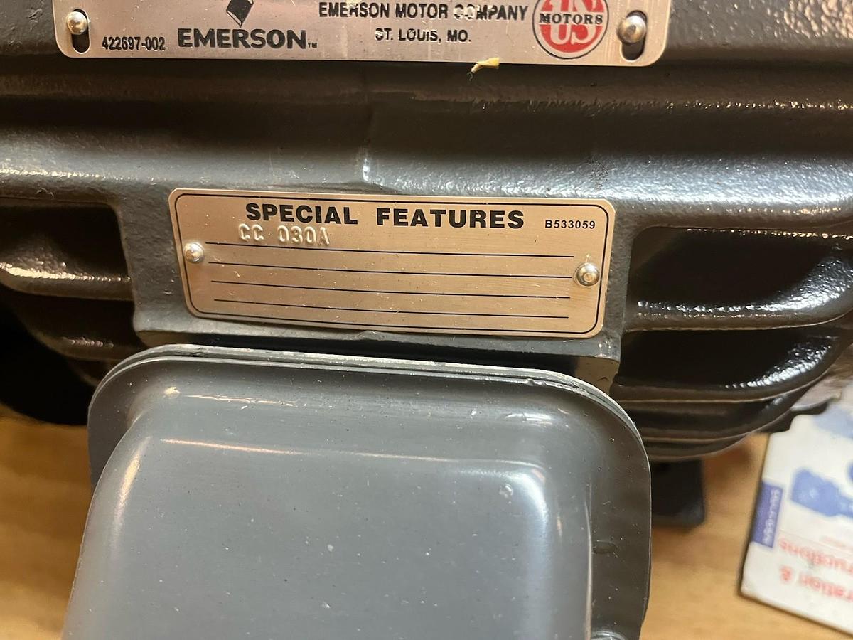 US MOTORS EMERSON,H10E1D,HOSTILE DUTY MOTOR 10HP 3505RPM 3PH 215T