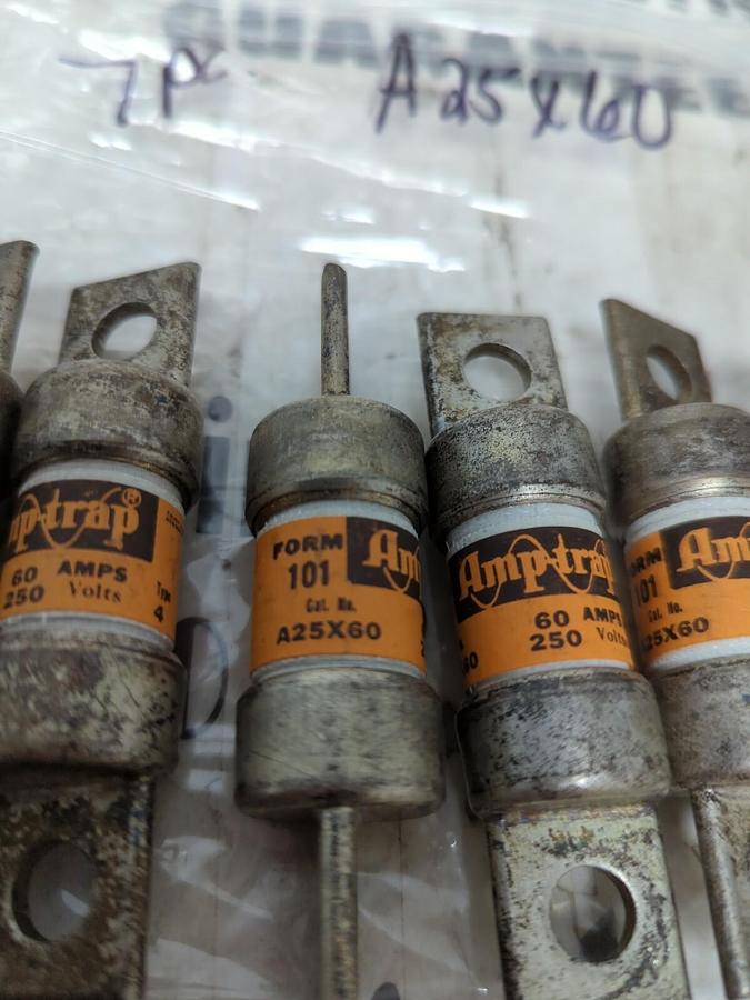 CHASE SHAWMUT,A25X60,AMPTRAP FORM 101 FUSES LOT OF 7 NOS