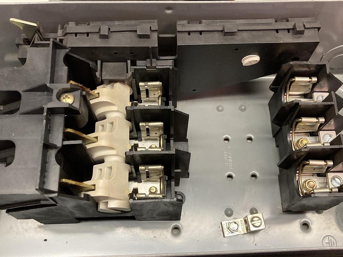 Used Square D,H361,Heavy Duty Safety Switch 30A 600Vac 50/60Hz