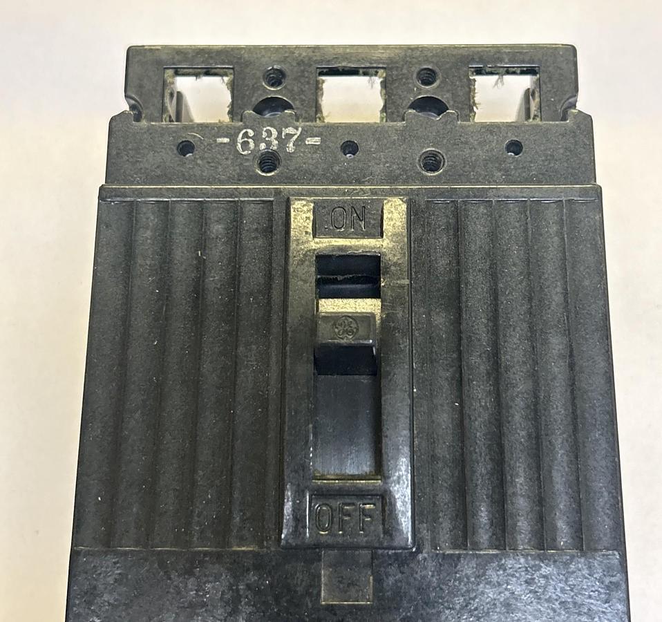 Used GENERAL ELECTRIC,TEF134015,CIRCUIT BREAKER 15A 480V 3P