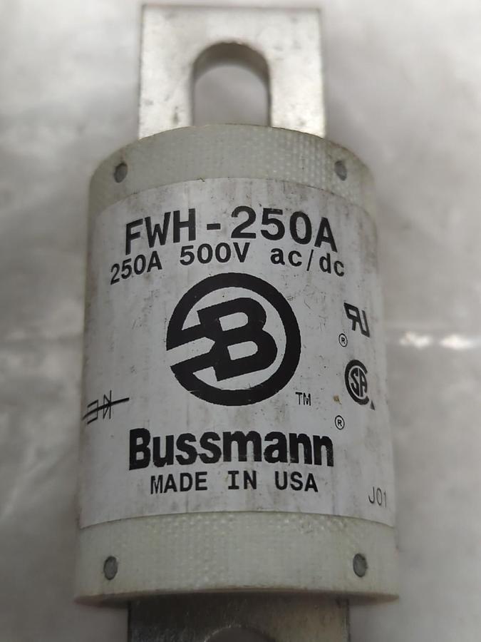 COOPER BUSSMANN,FWH-250A,SEMI-CONDUCTOR 250 AMP FUSE NOS