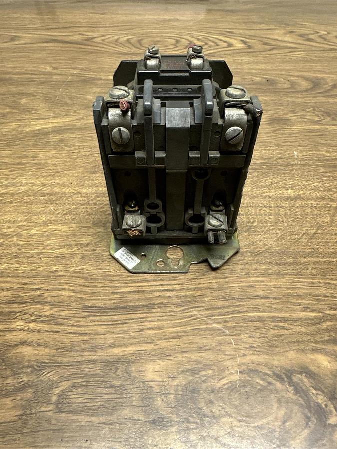 Used Allen Bradley,500FL-AOD92,Lighting Contactor