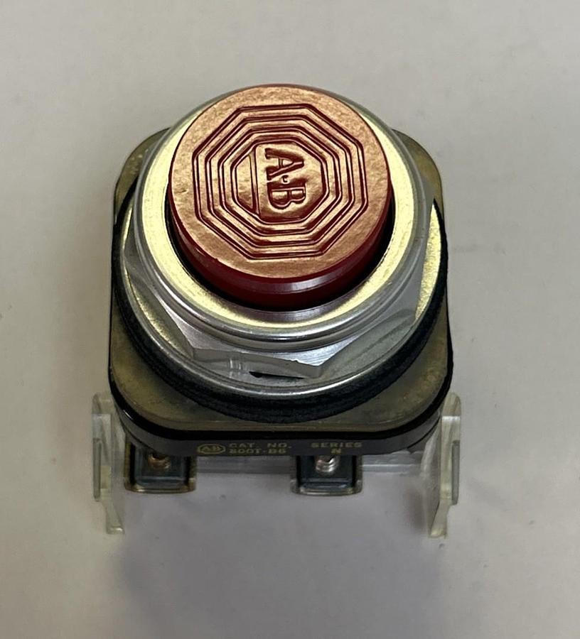 ALLEN BRADLEY,800T-B6D2,RED PUSH BUTTON