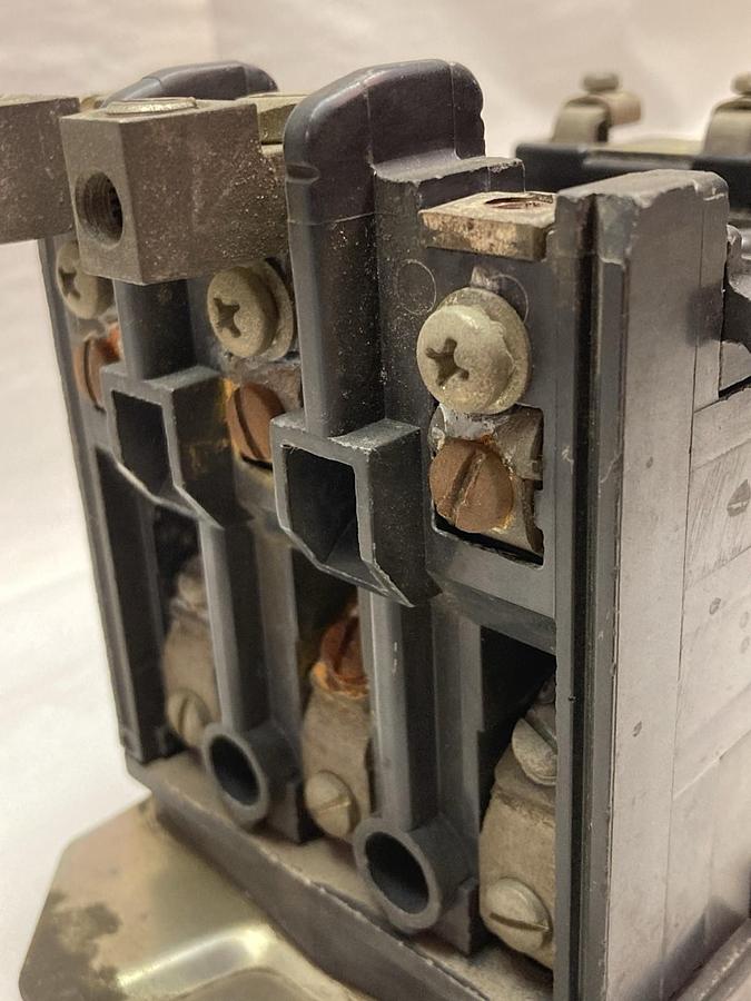 Used Allen-Bradley,509-C0D,1-Phase Starter Size 2 Ser A 600Vac