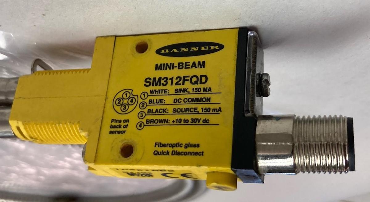 Used Banner,SM312FQD,Mini-Beam Photoelectric Sensor