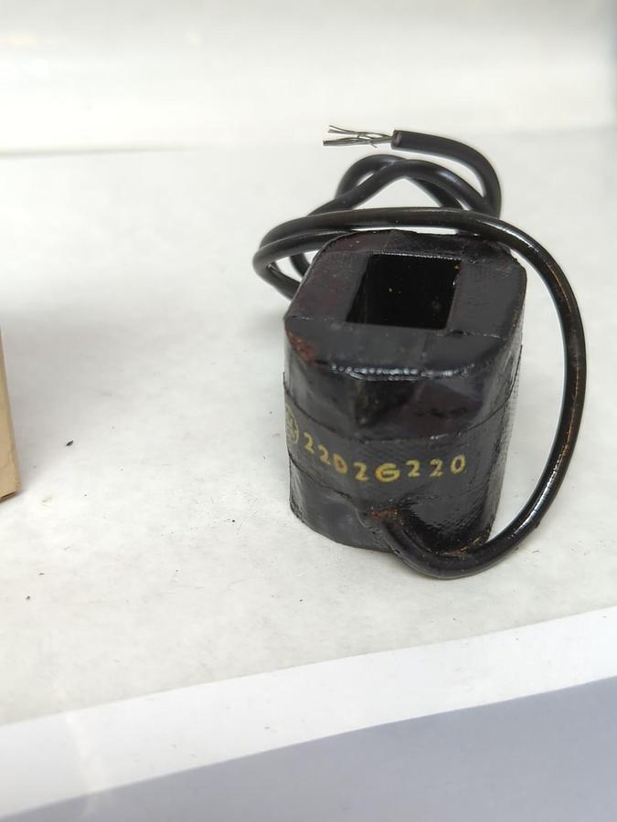 GENERAL ELECTRIC,22D2G220,COIL NEW OPEN BOX