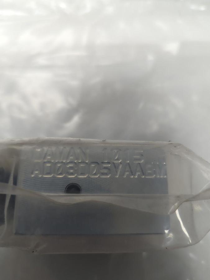 DAMAN VALVE,AD03D05VAABM,MANIFOLD VALVE ADAPTER NOS