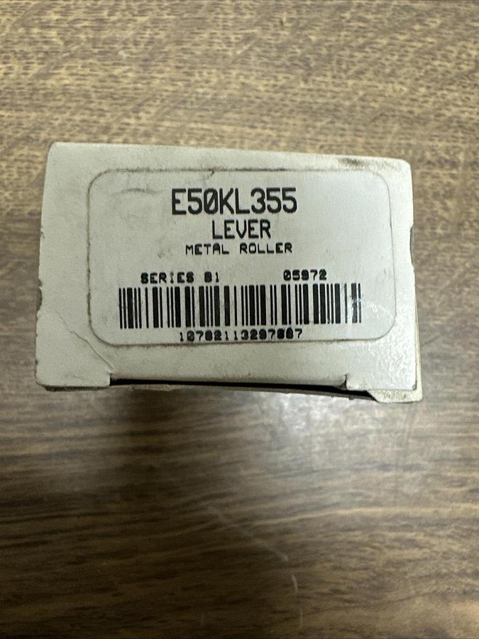 Eaton Cutler Hammer,E50KL355,Lever Metal Roller Arm