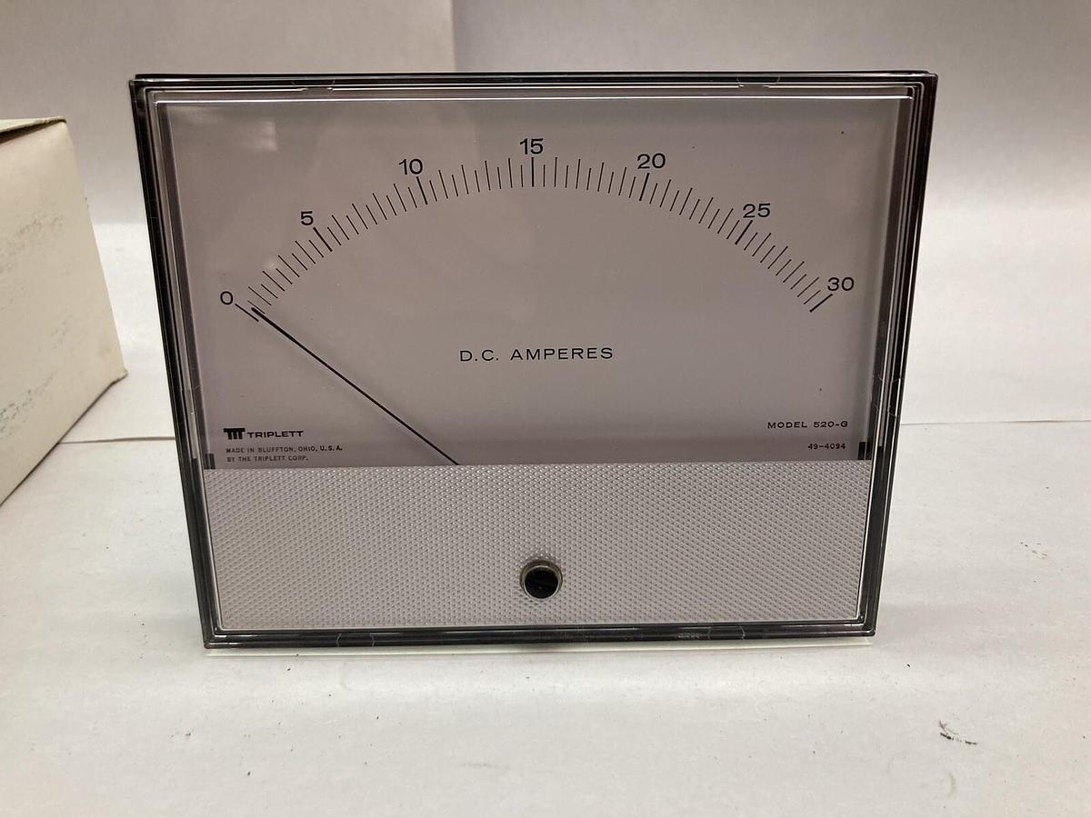 Triplett,520-G,D.C. Ampers Panel Meter 0-30 DCA