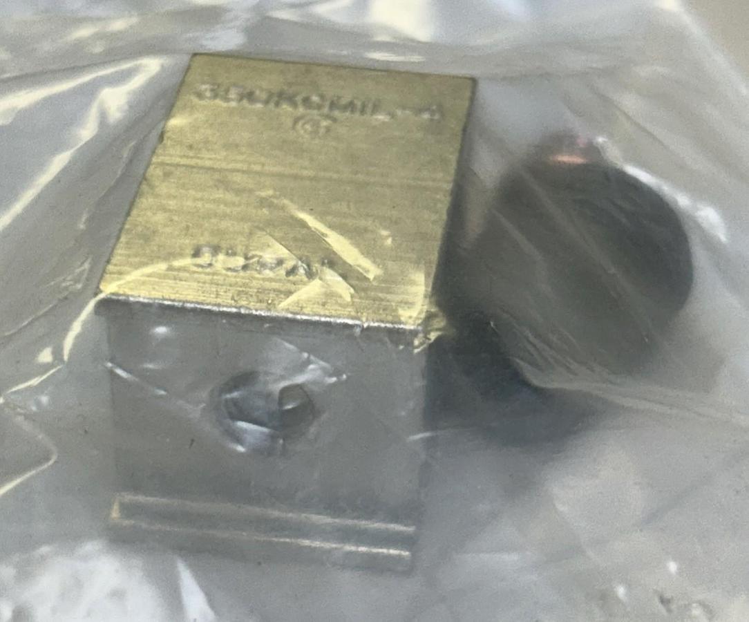 Used CUTLER-HAMMER,176C446G01,TERMINAL LUG NOS