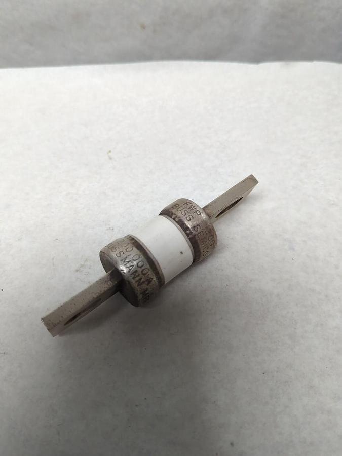 Used BUSSMANN,FWP-200,SEMI-CONDUCTOR 200 AMP FUSE PRE-OWNED