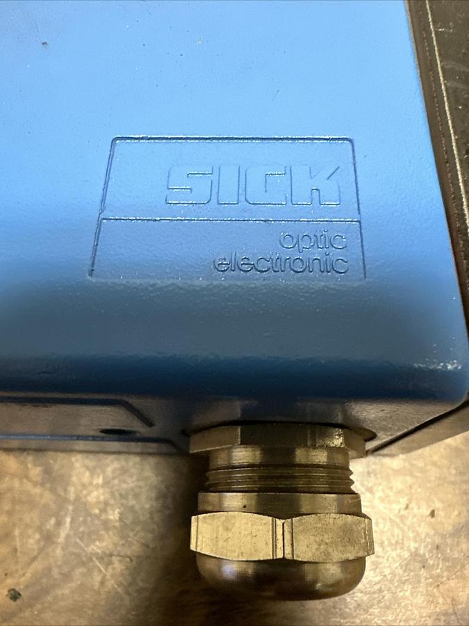 Used FIFE,SE-20,534208-003 PHOTOEYE SENSOR