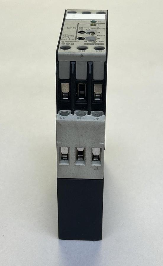 Used ENTRELEC SCHIELE,ESS,MECOTRON VOLTAGE MONITORING RELAY