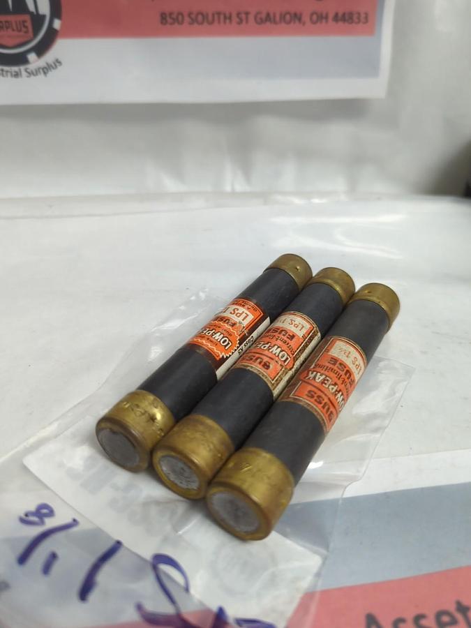 Used COOPER BUSSMANN,LPS-1-1/8,LOW-PEAK 1-1/8 AMP FUSE LOT OF 3 PRE-OWNED