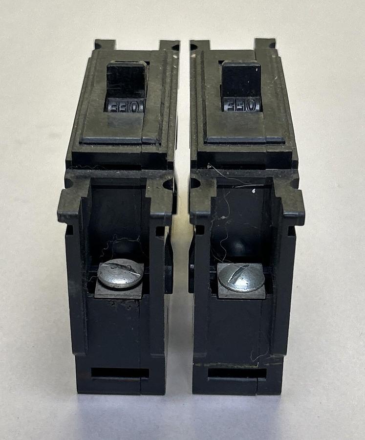 Used WESTINGHOUSE,QC120,CIRCUIT BREAKER 20A 120/240V 1P LOT OF 2