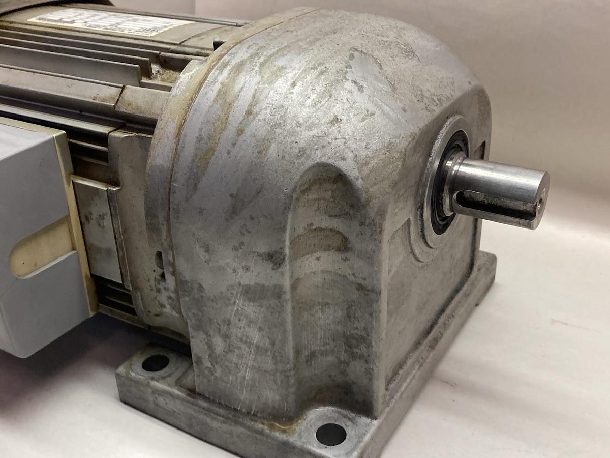 Used Mitsubishi,GM-SB,3-Phase Geared Motor Class E 0.4KW 4P Ratio 1:5