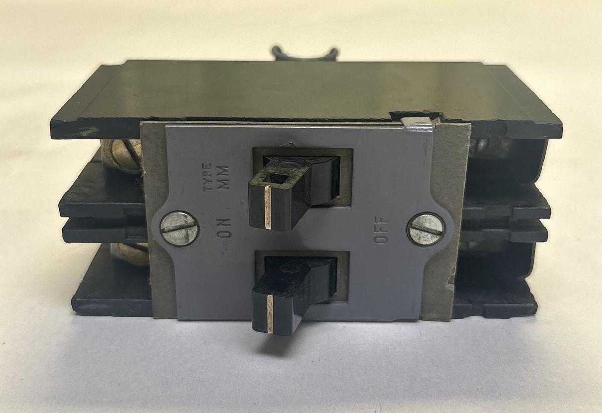 Used SQUARE D,MHBC-120,CIRCUIT BREAKER 20A 240V 2P