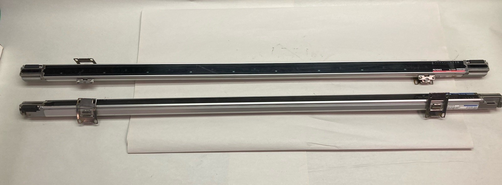 Used Keyence,SL-V44H-T/SL-V44H-R,Safety Light Curtain Set