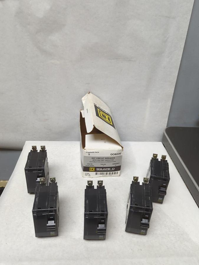SQUARE D,QOB220,CIRCUIT BREAKERS 20 AMP 2-POLE 120/250V 50/60 HZ PACK OF 5 NEW