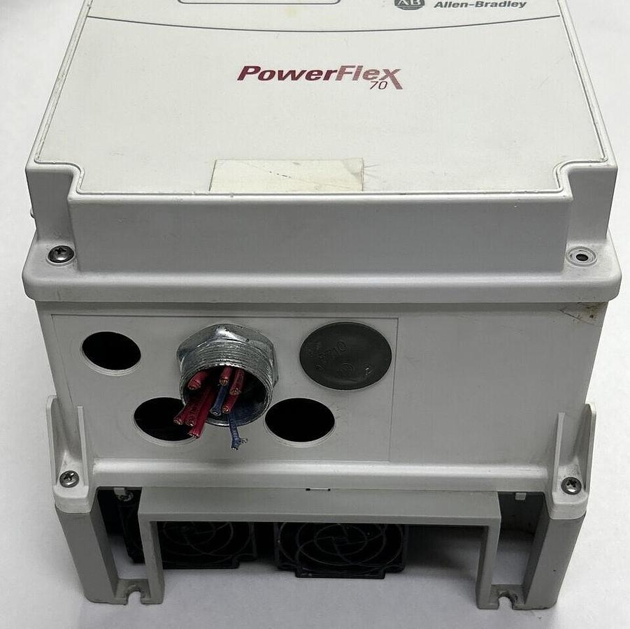 Used ALLEN BRADLEY,20AD022C3AYNANNN,VFD SER A AC DRIVE POWERFLEX 70 15HP 11KW 480V