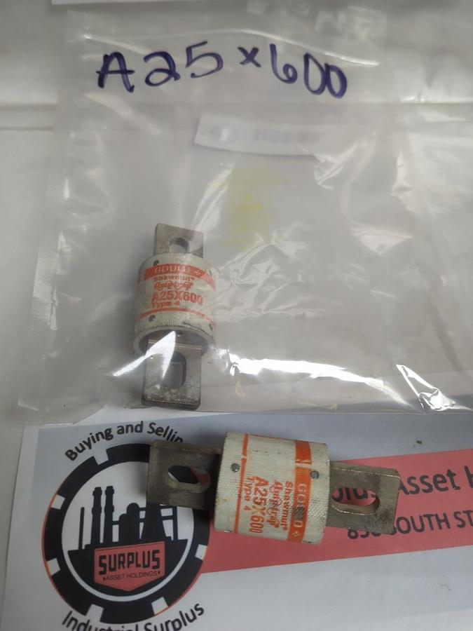 Used GOULD SHAWMUT,A25X600,TYPE 4 FUSE 600 AMP LOT OF 2 PRE-OWNED