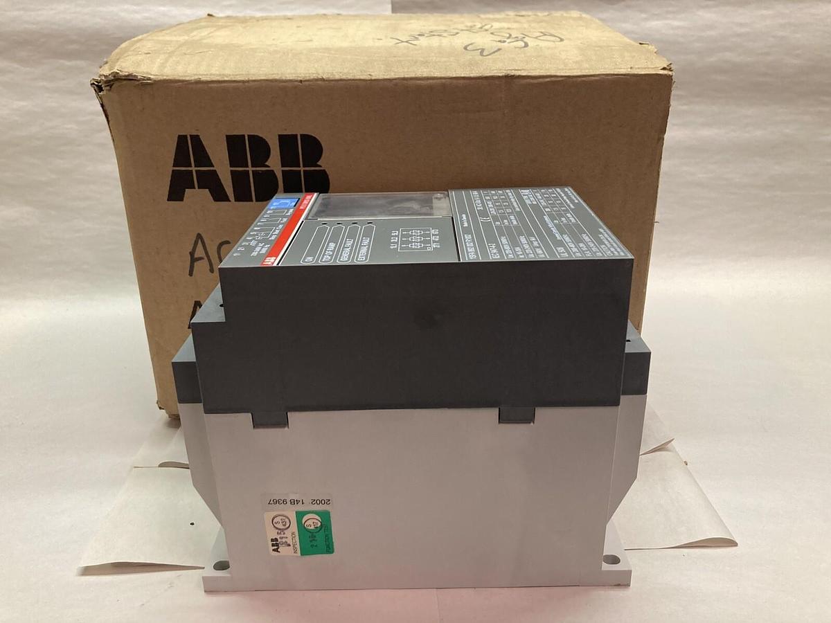 ABB,1SFA-892-002-R1002 PS-S-30/52-500L,Soft Starter