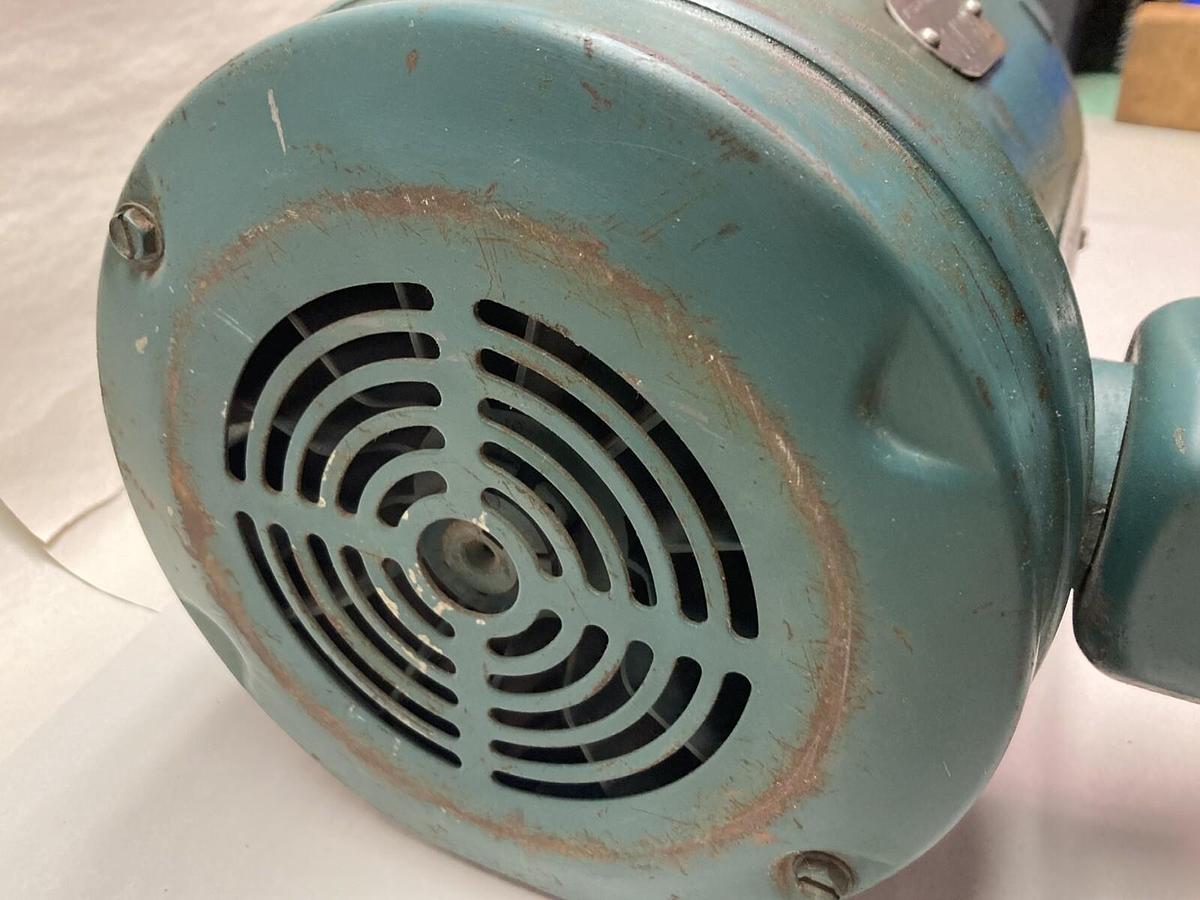 Used Reliance,P56H1337N, Motor 3/4HP 1725RPM 3PH FB56C