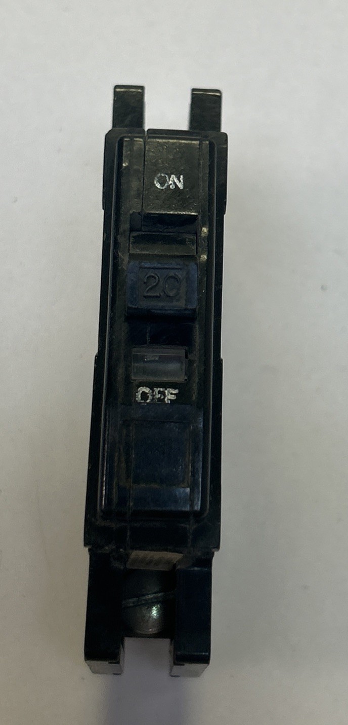 Used SQUARE D,QOU120,CIRCUIT BREAKER 20A 120/240V 1P