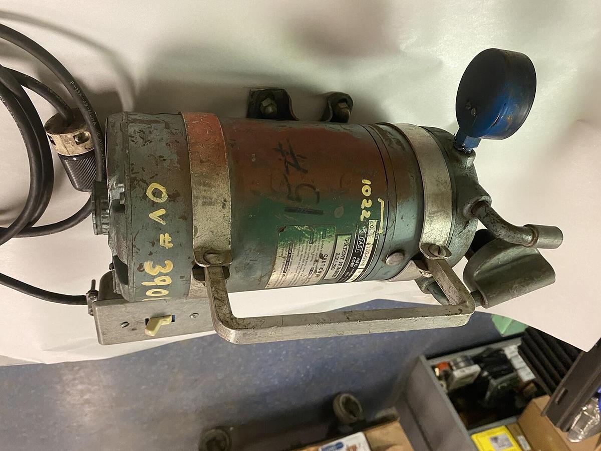 Used GAST,0522-V103-G18D,VACUUM PUMP 1/4HP 115V 1PH