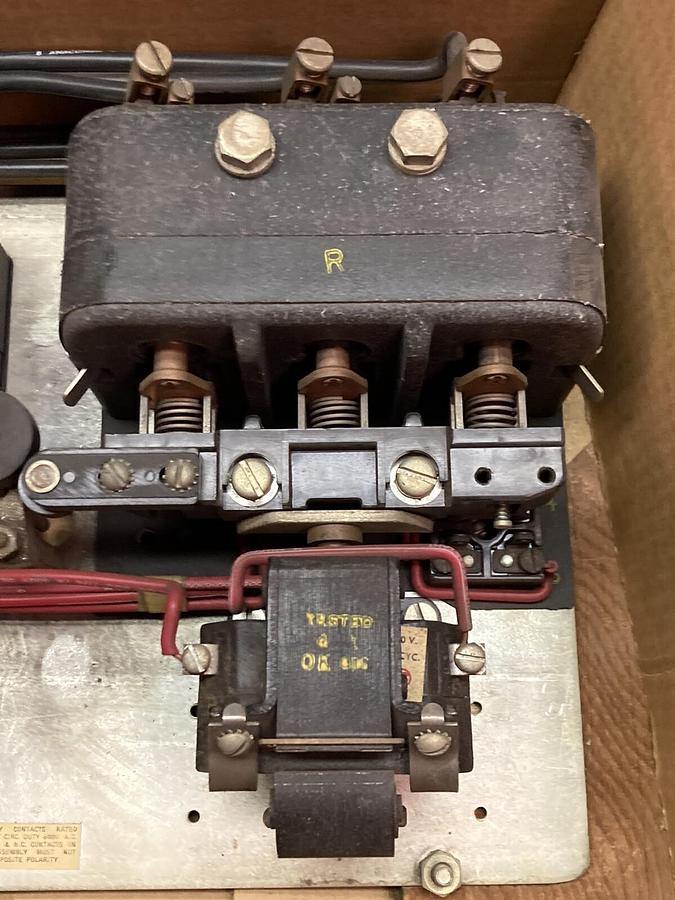 Used Clark Contractor,31U32,3-Pole Contactor 600V