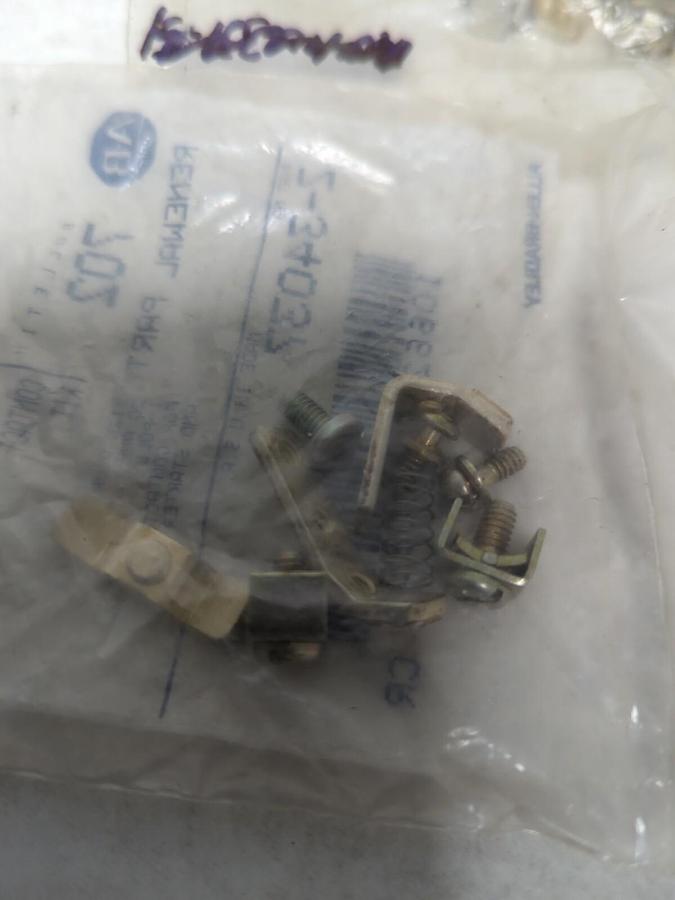 ALLEN-BRADLEY,Z-34037,CONTACT KIT SIZE 0 1-POLE 20 AMP LOT OF 7 NEW
