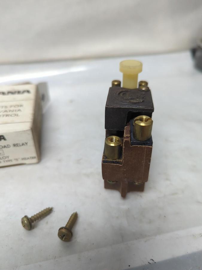 SYLVANIA,A73-46201A,OVERLOAD RELAY 0-30 AMP NOS