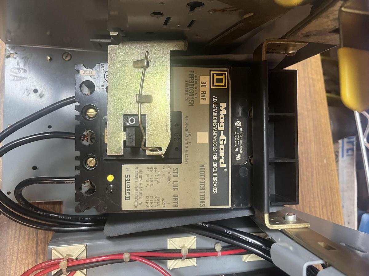 Used SQUARE D,MODEL 5,SIZE 2 MCC 8536SDO1 STARTER BUCKET 30A FAP3603015M BREAKER