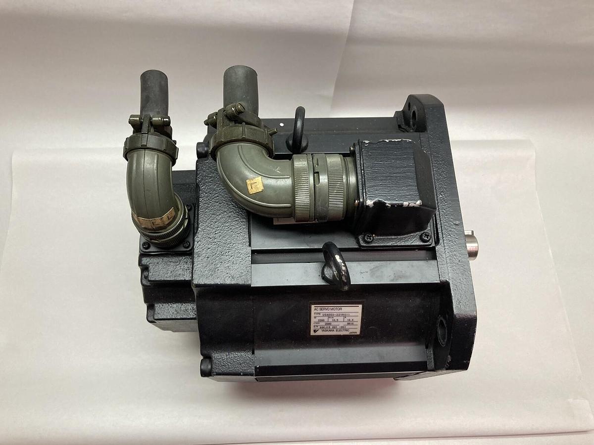 Used Yaskawa,USADED-22YRS11,Servo Motor with encoder UTMAN-B15ASB