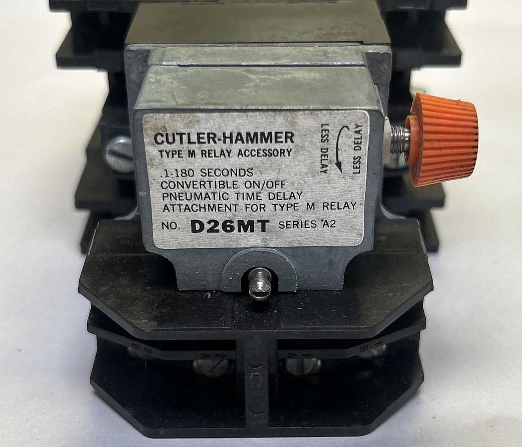 Used CUTLER-HAMMER,D26MB,RELAY W/ D26MT PNEUMATIC TIME DELAY RELAY