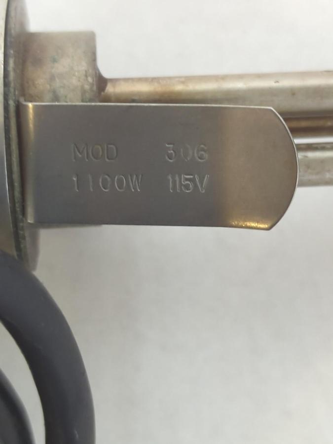 Used ULANET,MODEL 306,STOCK TANK IMMERSION HEATER 20 IN ROD 1100 WATT 115V PRE-OWNED