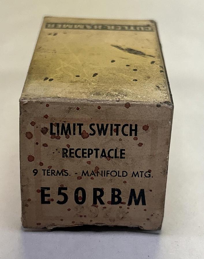 CUTLER-HAMMER,E50RBM,LIMIT SWITCH RECEPTACLE NOS