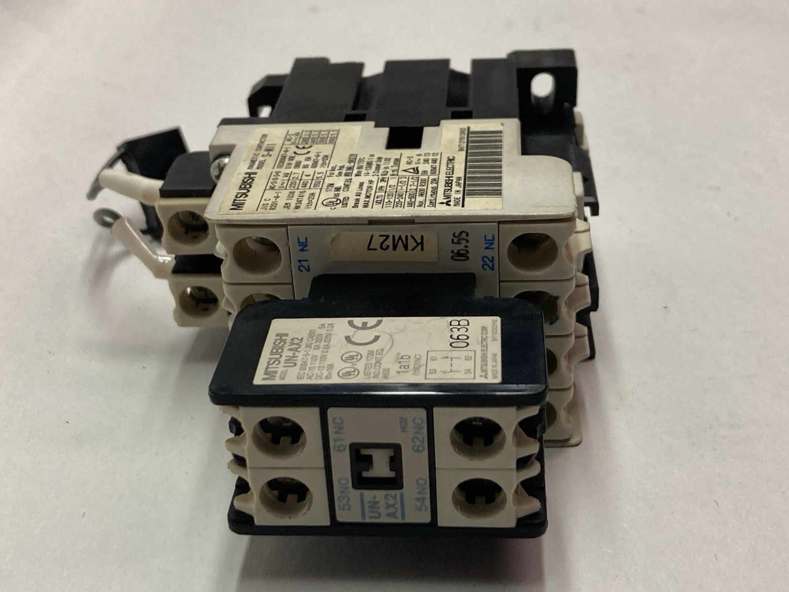 Used Mitsubishi,S-N11,Magnetic Contactor 20A w/ UN-AX2 Relay