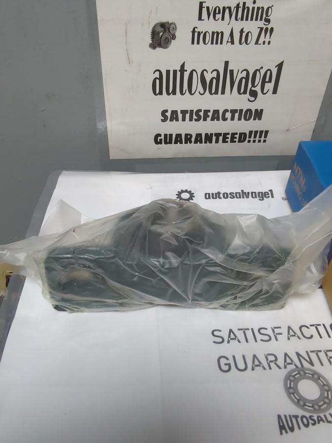 NTN,UCP208-108D1,PILLOW BLOCK BEARING 1-1/2 INCH BORE NOS