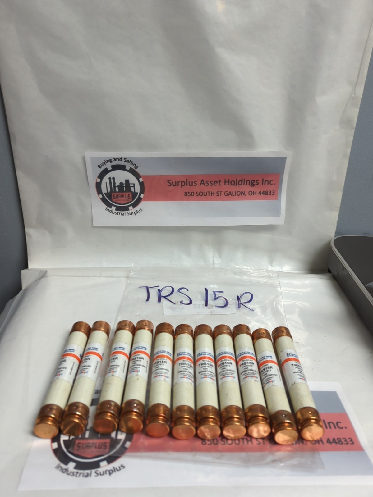 Used FERRAZ SHAWMUT,TRS-15R,TRI-ONIC 15 AMP FUSE LOT OF 11 PRE-OWNED