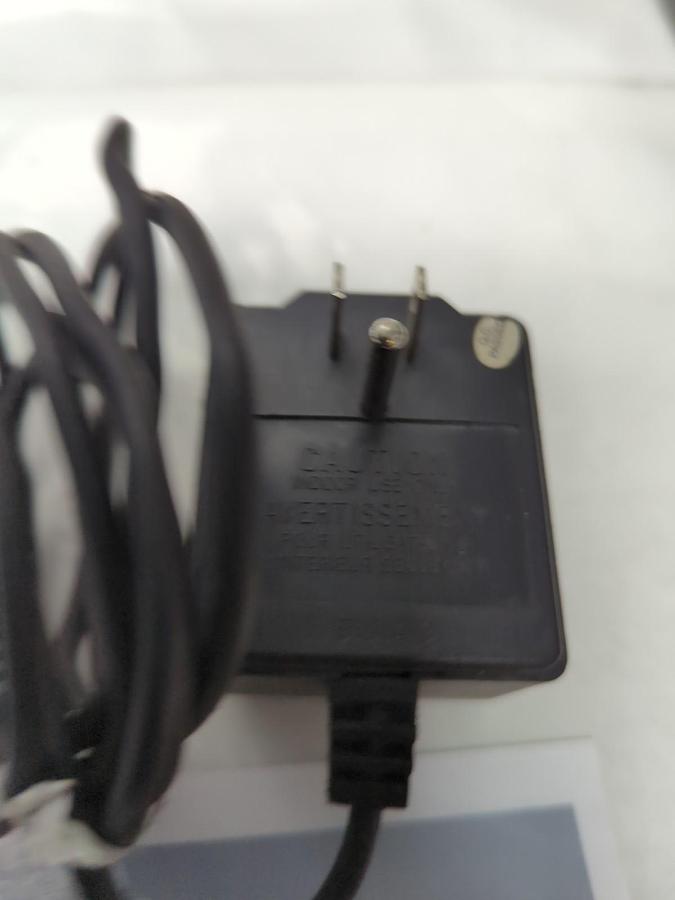 Used SMC,650-025,CLASS 2 TRANSFORMER IN/120VAC-60HZ-33.5W OUT/16VAC-1250mA USED