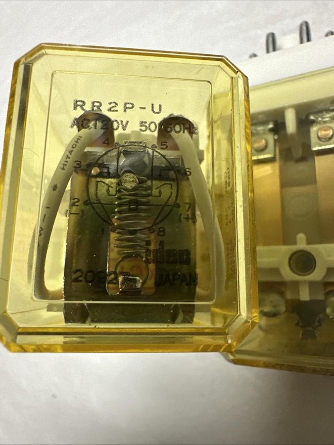 IDEC,RR2P-U,120V 60Hz Relay LOT of 2