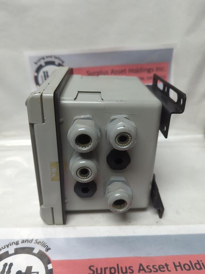 Used ROSEMOUNT/EMERSON,MODEL 1056,LIQUID ANALYZER 24VDC(20-30VDC)15W PRE-OWNED