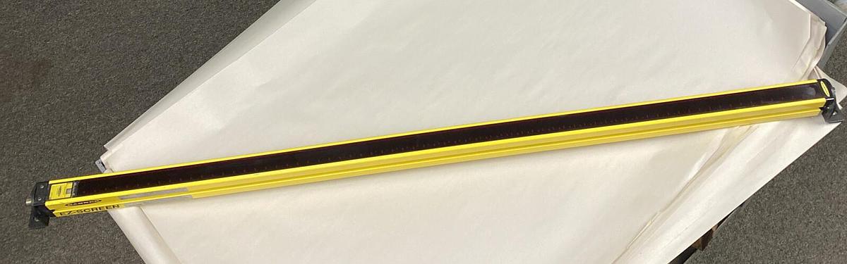 Used BANNER,SLSE30-1050Q8,EZ-SCREEN EMITTER