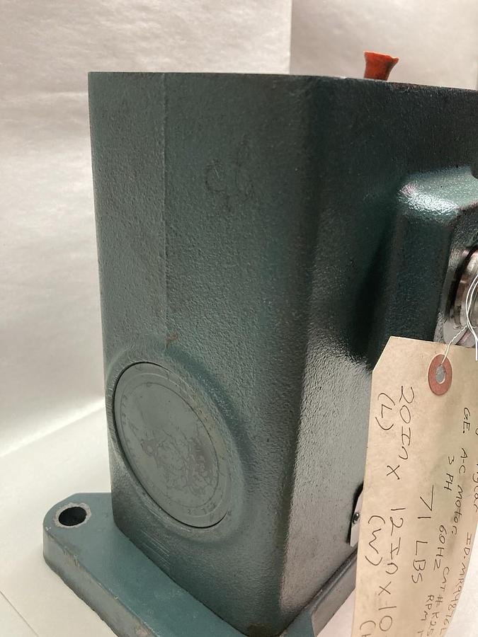 Used Dodge Tigear,MR94762L1,Gear Speed Reducer 1750RPM w/Leeson 1Hp Motor