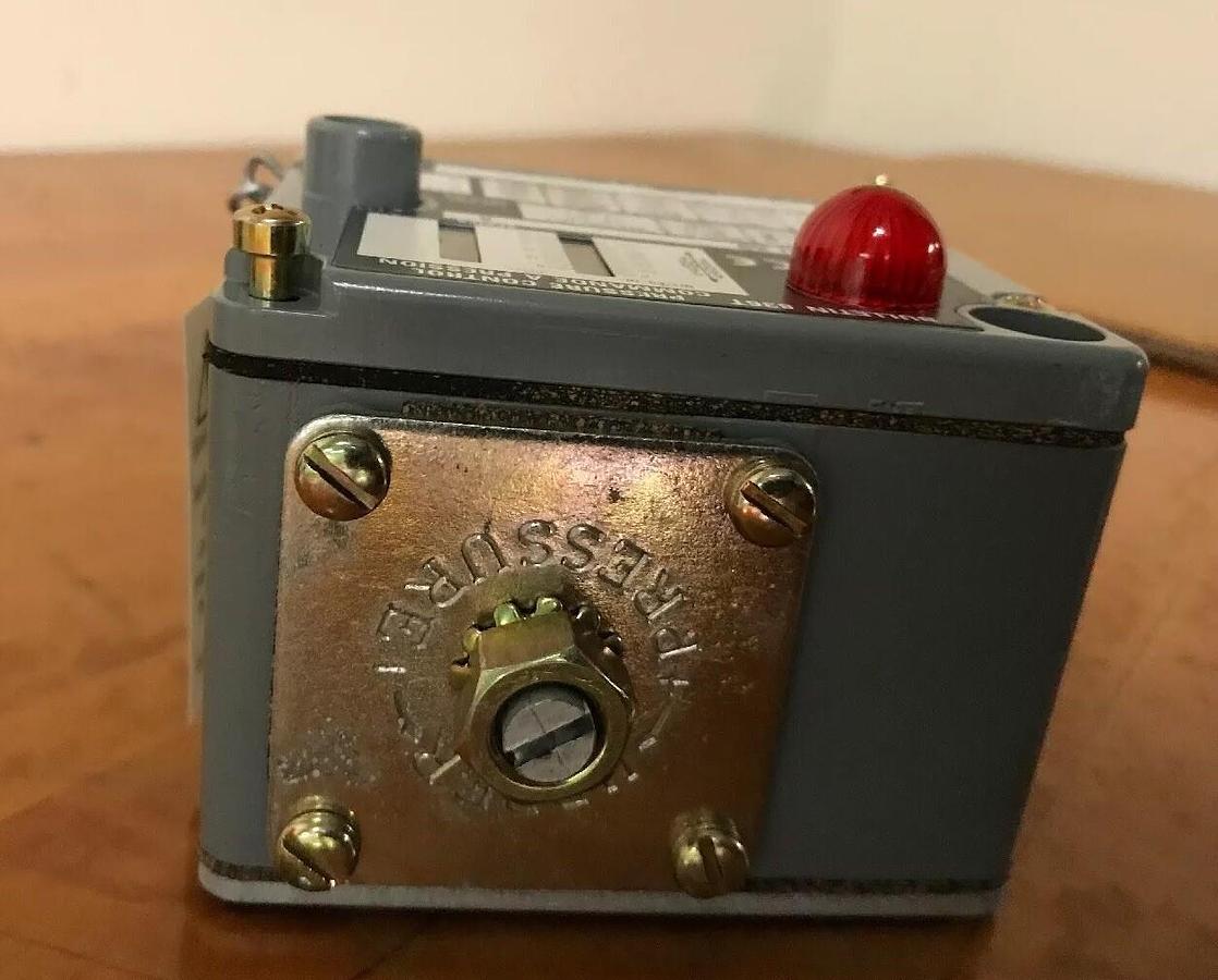 Allen Bradley,836T-T300JX9,Pressure Control Switch